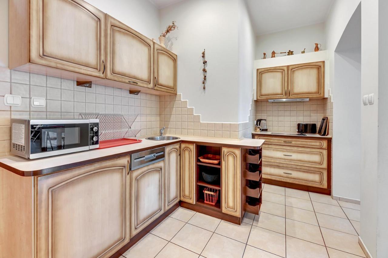 Apartment Dom & House - Monte Cassino Center